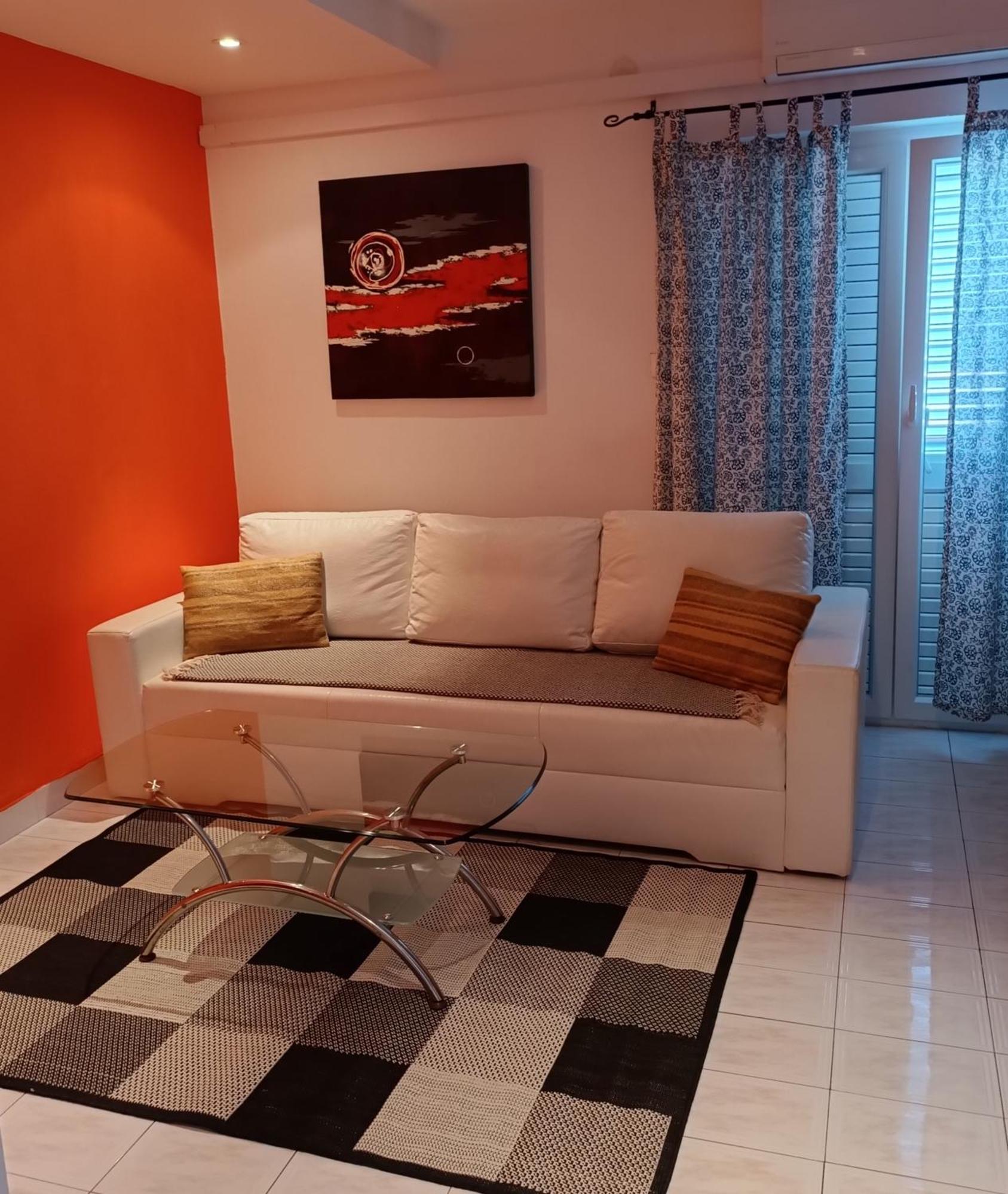 Apartment Halugica Kali Rum bild